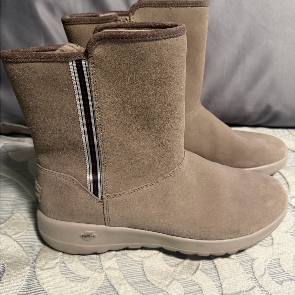 Skechers Light Taupe Mid-Calf Suede Pull-On Boots with Stripe Trim